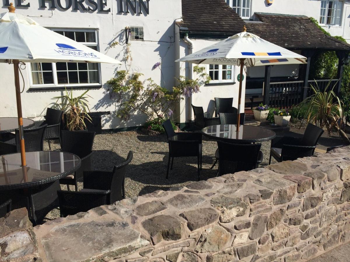 Church Pulverbatch White Horse Inn Pulverbatch מראה חיצוני תמונה