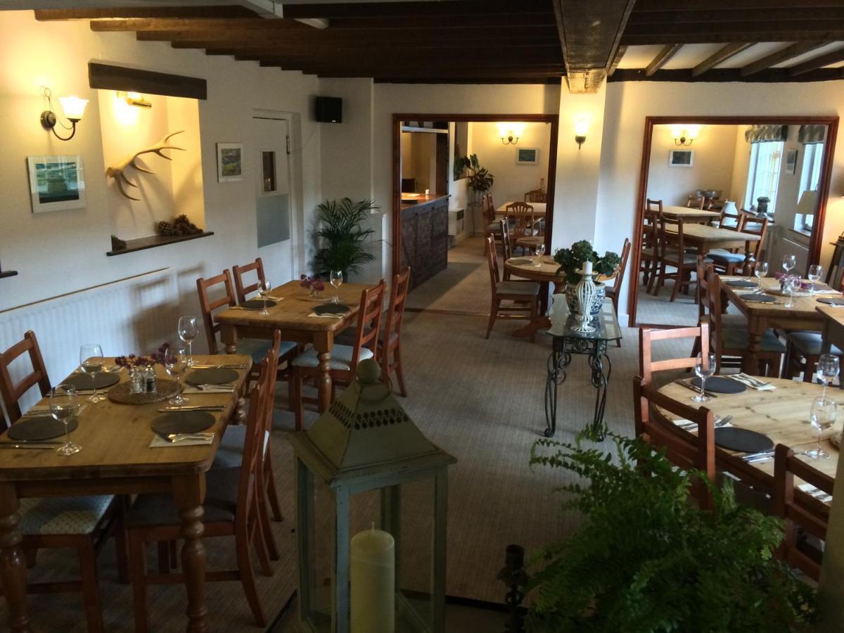 Church Pulverbatch White Horse Inn Pulverbatch מראה חיצוני תמונה